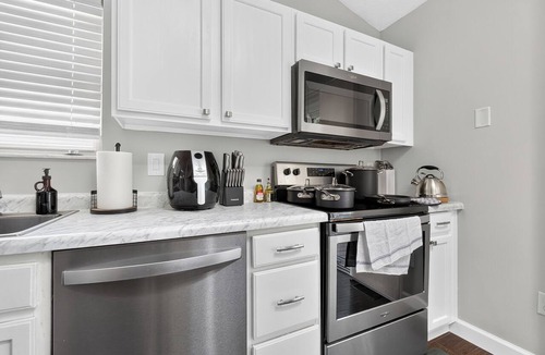 Galloway House | Elegant 3BR 5-Bed Spacious Home: Pool & Patio