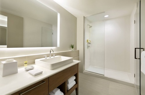 Dallas Hotel | Element by Marriott Dallas Love Field