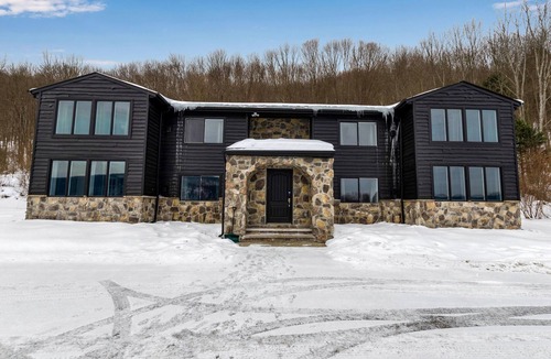 Great Valley Condo | Ellicottville 2 miles to Holiday Valley Condo 4
