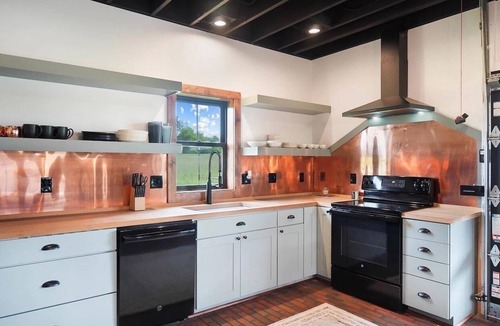 Granville House | Elysian Retreat - Hot tub & thinking pond