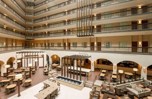 Bluffview Hotel | Embassy Suites by Hilton Dallas-Love Field