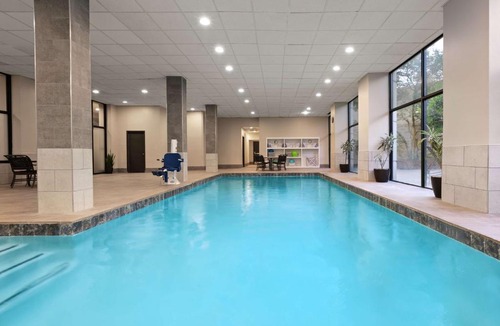 Bluffview Hotel | Embassy Suites by Hilton Dallas-Love Field