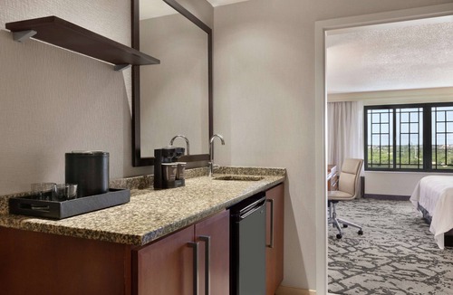 Grapevine Hotel | Embassy Suites by Hilton Dallas DFW Airport North