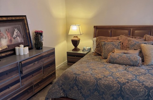 Lindale House | Enchanting farmhouse with AC in Lindale