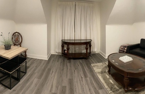 Cheektowaga House | Enjoy a home away from home, minutes from airport, mall, and great restaurants.