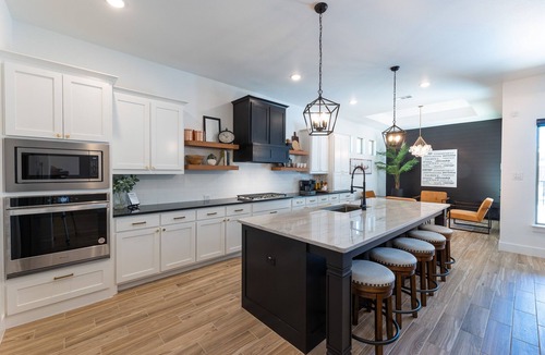 Arlington House | Entertainment District: Resort Style Home Pool Spa Game Room Walk To Stadiums