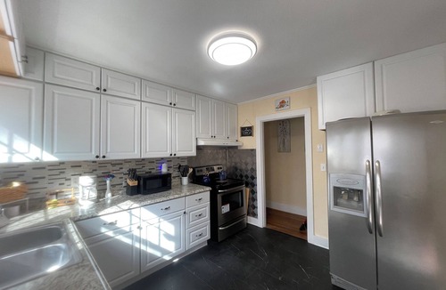 Bossier City House | Escape in Bossier Family & Work-Friendly