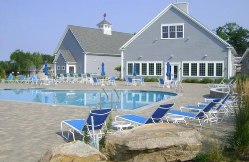Arundel Cottage | Escape to a dream cottage morning walks, heated pools, the best of So Maine
