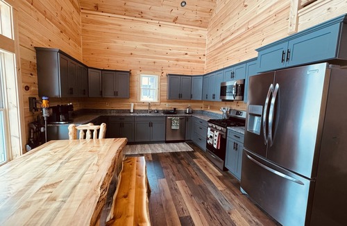 Beaver Cove Cabin | Evergreen Escape - Winter and Summer fun on Moosehead Lake!
