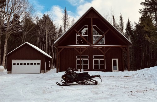 Beaver Cove Cabin | Evergreen Escape - Winter and Summer fun on Moosehead Lake!