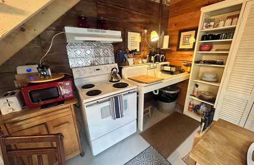 Brooksville House | Exceptional Coastal "Sea Captain" Farm Experience Blue Hill Peninsula and Acadia