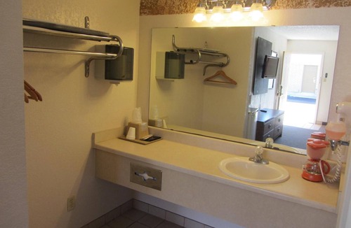 Bruni Hotel | Executive Inn Hebbronville