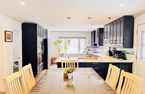 Durham Region House | Executive Retreat/Forest Trails/Golfing/Skating