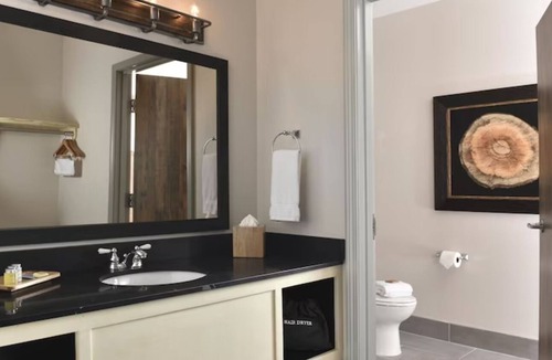 Broken Arrow Hotel | Expanded King Bunk Bed, Stoney Creek Tulsa, Room for All! | 2 Units