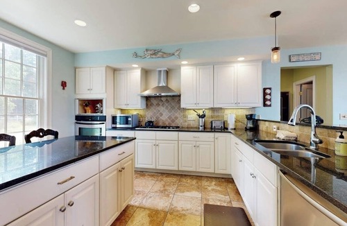 East Boothbay House | Expansive Modern Home w/Ocean View, Gorgeous Garden & Dog-friendly