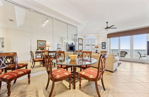 Amelia City Condo | Experience oceanfront luxury at 32 Ocean Place, a cozy 2-bedroom condo in Fernandina Beach.