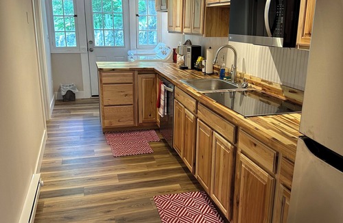 Lake Luzerne-Hadley House | Experience rural bliss near historic Lake George with a six bdm mountain sunset