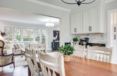 Beachwood House | Explore Cleveland Attractions! Family-Focused Home