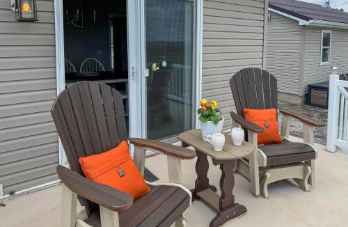 Town of Reading House | Explore + Relax: Gem Near Watkins State Park Gorge