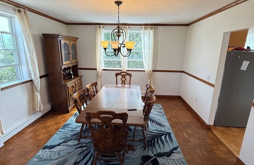 Eastward Look House | Fabulous 4-bedroom house with beautiful outdoor space near beach in Narragansett