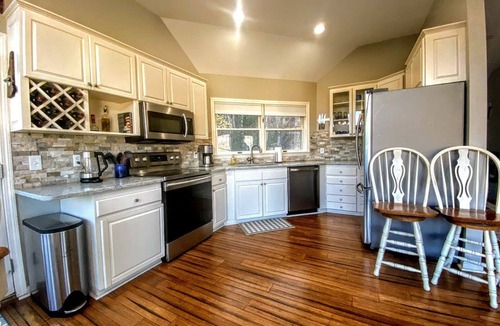 Carroll Cabin | Fabulous Bretton Woods Accommodation with a Hot Tub