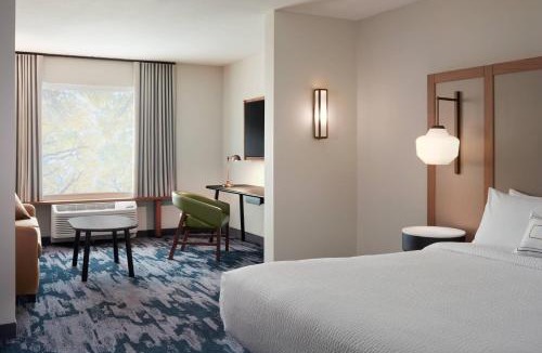 Batavia Hotel | Fairfield by Marriott Inn & Suites Batavia
