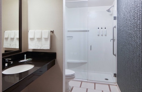 Columbus Hotel | Fairfield Inn & Suites by Marriott Columbus OSU