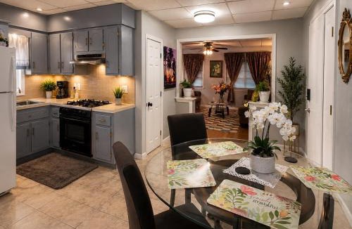 Fall River Apartment | Fall River Stay Urban Haven Entire Suites Cozy 4BR