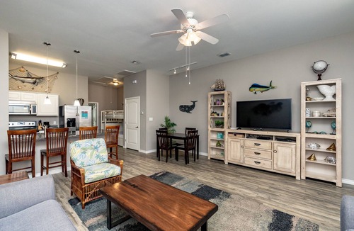 Corpus Christi House | Family Beach Townhome | 2 Pools & Walk to Beach