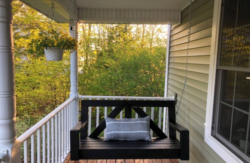 Scarborough House | Family Friendly Home w/Pool. Close to Beaches, Shopping, I-95, Amusements & more