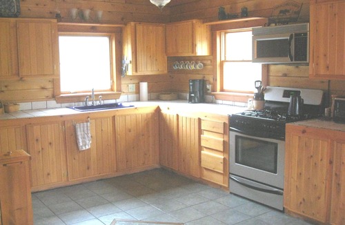 Greenville House | Family Friendly, quiet AND convenient to all that Moosehead has to offer!