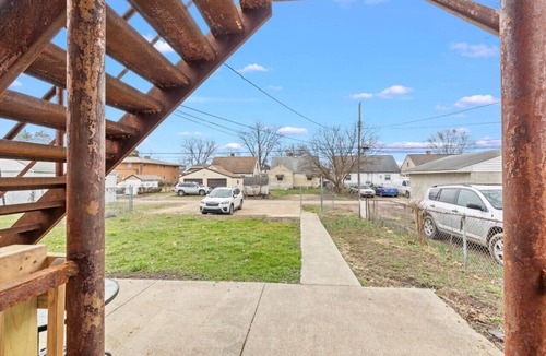 Westgate Apartment | Family-Friendly/WiFi + Kitchen