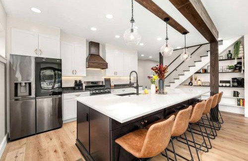 Turkey City House | Family Fun by the River: Unmatched Cabin Experience in Pennsylvania