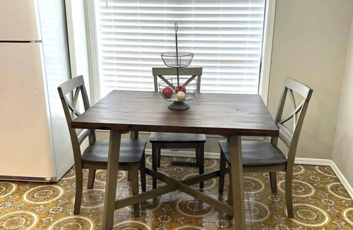 Cecil House | Farm Family Living in Lavaca