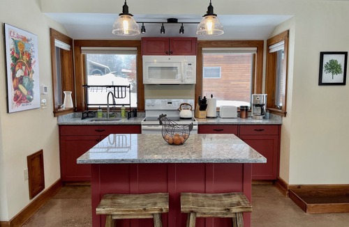Hartland Four Corners Cabin | Fat Sheep Farm & Cabins