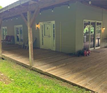 Brush Valley House | Fawn Hollow Retreat King bed game room BBQ