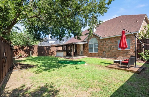South Arlington House | FIFA World Cup Retreat, Artsy 4BR, 2.5BA Home – Under 12 Mins to AT&T Stadium!