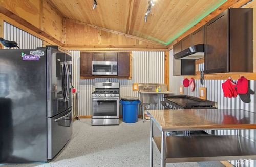 Sterling Cabin | Fish Camp – Rustic Retreat with 4 Cabins, Gazebo & Kenai River Access | Sleeps 14