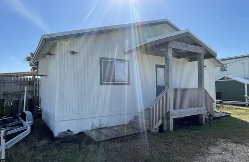 Port O Connor Cabin | Fishing Cabin 300’ from boat ramp
