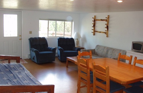 Cohoe Cabin | Fishing Lodge - Comfort in the Wilderness - Fishing at Its Finest