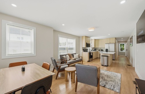 Wanskuck House | Five75 Lux Prov PC - Master Suite