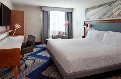 Hamilton Hotel | Four Points by Sheraton Hamilton - Stoney Creek
