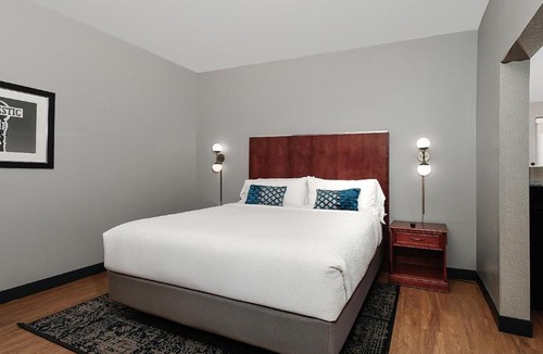 Southeast Houston Hotel | Four Points by Sheraton Houston Hobby Airport