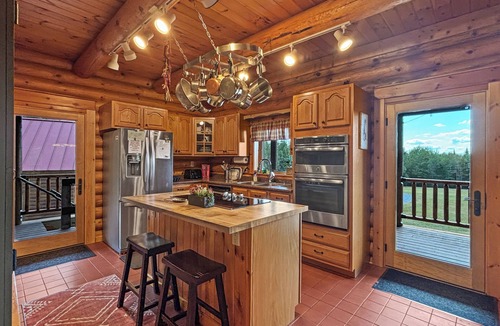 Shirley House | Fox Quarry Lodge (Direct ATV and Snowmobile Trail Access!)