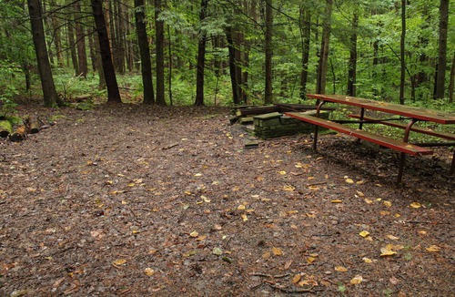 Etna Cabin | Fox's Den Camping Pod at Camp Earth Connection