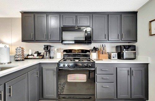 Pasadena House | Fully private freestanding home with yard and private parking