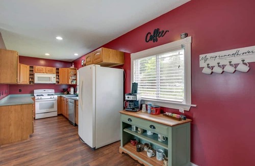 Greenville Junction Cabin | Fully Renovated Cabin Just Minutes to the Coast in Maine
