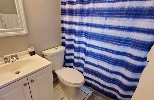 South Middle River Apartment | Furnished 2BR - Ideal for Relocation & Extended Stays