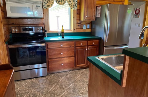 Hammondsport Cabin | G&T Cabin