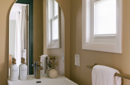 Franconia Hotel | Gale River House - Boutique Hotel